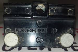 5 Кронштейн крепления рейлингов REV01 Tesla model S 6008628-00-D