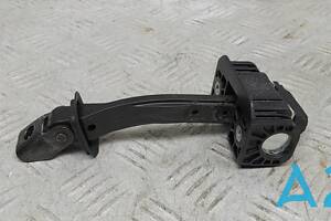 51217290595 - Б/У Ограничитель двери на BMW X5 (F15, F85) xDrive 35 i