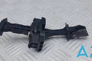 51217390686 - Б/У Ограничитель двери на BMW X3 (G01) xDrive 30 i