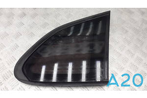 51372990330 - Б/У Стекло боковое глухое на BMW X1 (E84) sDrive 28 i (Дефект уплотнителя)