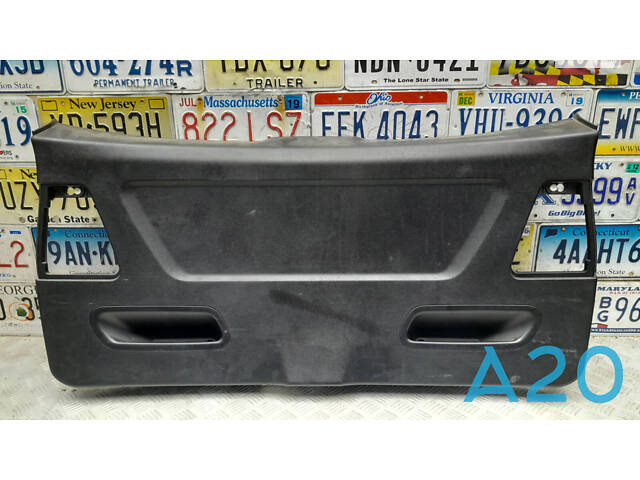 51497260242 - Б/В Обшивка кришки багажника на BMW X3 (F25) xDrive 28 i (Мелкие царапины)