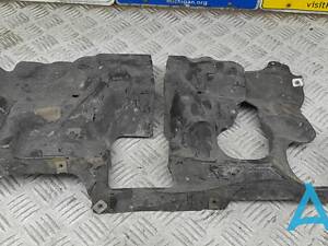 51757185170 - Б/У Кожух рулевой колонки на BMW 5 (F10) 535 i