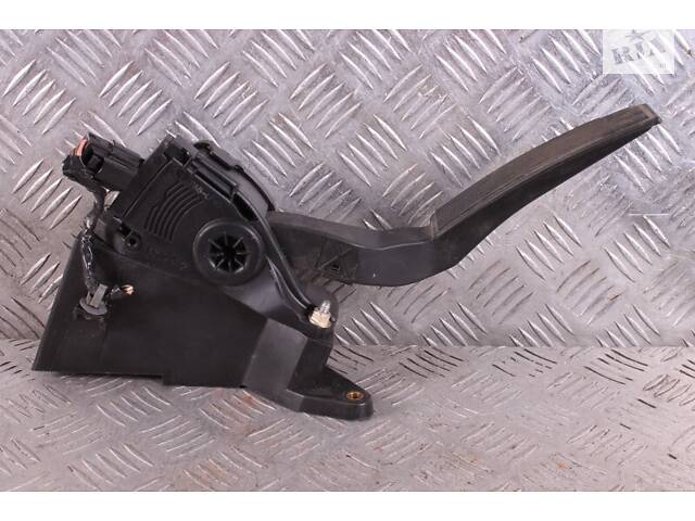 53013894AB Педаль газа Jeep Grand Cherokee 2004-2010