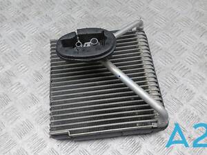 561816103 - Б/У Радиатор испарителя кондиционера на VOLKSWAGEN PASSAT B8 2.0 TSI ( 2019- )