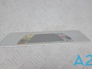 561853537CWN4 - Б/У Накладка порога на VOLKSWAGEN PASSAT B8 2.0 TSI