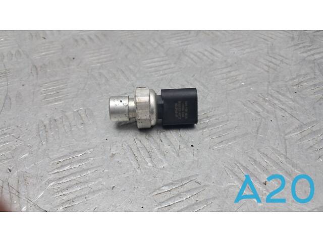 5Q0959126A - Б/У Датчик давления кондиционера на AUDI Q5 (FY) SQ5 - Фото 1