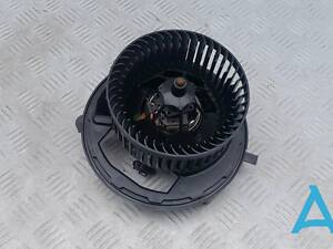 5Q1819021B - Б/У Мотор вентилятор отопителя на AUDI A3 (8V1, 8VK) 1.8