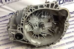 Коробка передач механічна МКПП 6 ступ. Toyota Avensis T25 2.2 2003-2008 303002D141