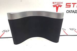 6 Панель подстаканника Tesla Model S REST, Model X 1058082-00-C