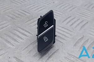 61316801351 - Б/У Кнопка блокировки центрального замка на BMW X5 (F15, F85) xDrive 35 i