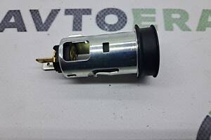 61346973035 Розетка 12V (прикурювач) BMW X3 (F25)