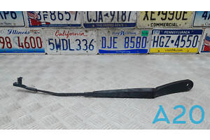 61617213272 - Б/У Поводок дворника на BMW X3 (F25) xDrive 28 i