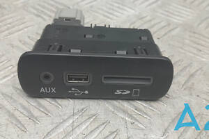 68206384AB - Б/У Блок USB на DODGE CHALLENGER 3.6 Flexfuel