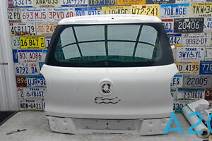 68210466AA - Б/В Кришка багажника на FIAT 500L 1.4 