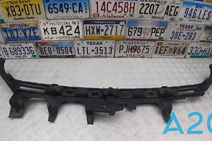 68229231AC - Б/В Кронштейн бампера середній на CHRYSLER PACIFICA 3.6 Flexfuel (Дефект пластика)