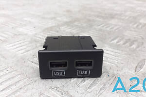 68253158AA - Б/В Блок USB на DODGE CHARGER 3.6 Flexfuel