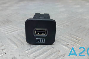 6EM41LXHAA - Б/У Блок USB на JEEP RENEGADE 2.4