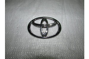 7530105010 - Емблема кришки багажника Toyota Avensis T25 2003-2008