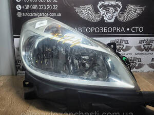 7701061069 Фара передня права Renault clio 3