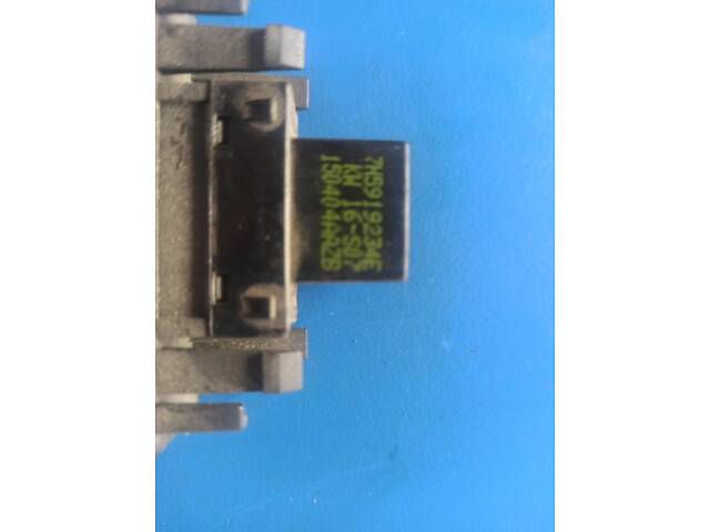 7H5919234E Кнопка отключения подушки безопасности для VW T5 Multivan 2003-2009года - Фото 2