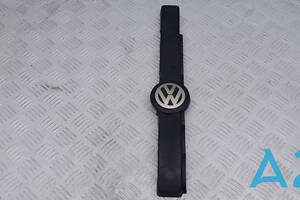 7P6971797 - Б/В Захисна накладка двигуна на VOLKSWAGEN TOUAREG (7P) 3.6