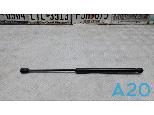 80A823359A - Б/У Амортизатор капота на AUDI Q5 (FY) SQ5 - Фото 1