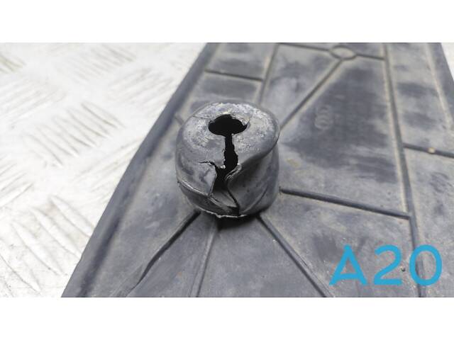 80A825285A - Б/У Защита днища на AUDI Q5 (FY) SQ5 (деформовані кріплення) - Фото 4