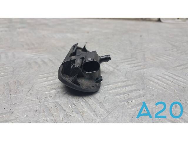 80A955988A - Б/У Форсунка омывателя лобового стекла на AUDI Q5 (FY) SQ5 - Фото 2