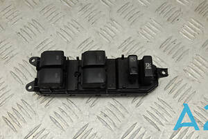 8404008020 - Б/У Блок кнопок стеклоподъемника на TOYOTA SIENNA (_L3_) 3.5 (GSL30_)