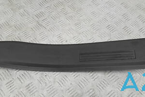 84445018 - Б/У Накладка порога на CHEVROLET EQUINOX 1.5 T