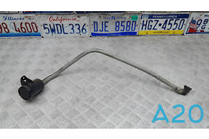 8R0201997E - Б/У Трубка вентиляционная на AUDI Q5 (8R) 2.0 TFSI quattro