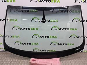8R0845099PNVB Стекло лобовое Q5 8R 09-17 сколы, от скола небольшое растрескивание 12 год
