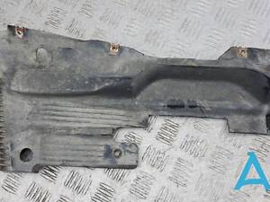 8U0825213E - Б/У Защита днища на AUDI Q3 (8U) 2.0 TFSI quattro