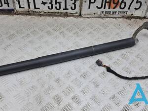8U0827851 - Б/У Амортизатор крышки багажника на AUDI Q3 (8U) 2.0 TFSI quattro