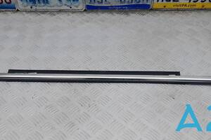 8U08537642ZZ - Б/В Молдинг скла двері зовнішній на AUDI Q3 (8U) 2.0 TFSI quattro