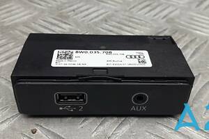 8W0035708 - Б/У Блок USB на AUDI Q5 (FY) 2.0 