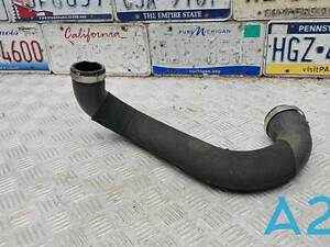 8W0145738F - Б/У Патрубок интеркулера на AUDI A5 (F5) 2.0