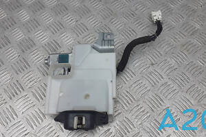 905001JB0A - Б/В Замок кришки багажника на NISSAN QUEST (RE52) 3.5 V6