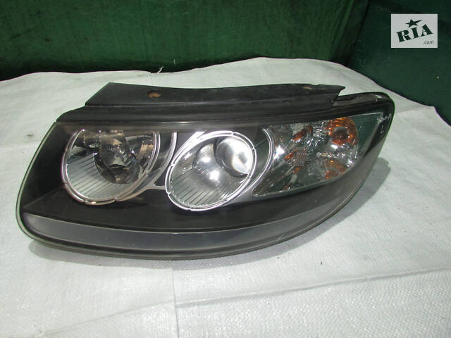 921012B000 - Фара левая Hyundai Santa Fe 2 2006-2012