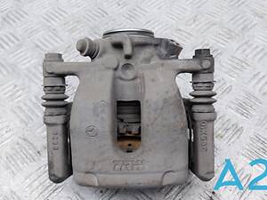 A0004232381 - Б/У Суппорт на MERCEDES-BENZ CLA купе (C117) CLA 250 (117.350)