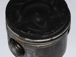 A6110300717 Поршень STD 2.2CDI 16V OM611.960 Mercedes-Benz C-Class W202 93-00, Mercedes-Benz Sprinter 901-905 95-06, Mer