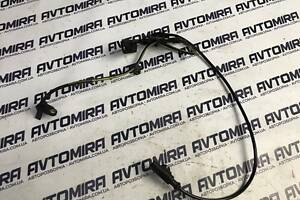 Датчик ABS передний правый Toyota Avensis 3 T27 2009- 8954202061