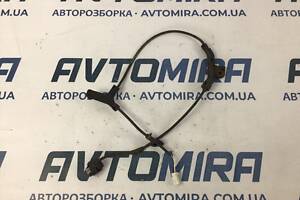 Датчик ABS задний правый Toyota Avensis T25 2003-2008 8826621090