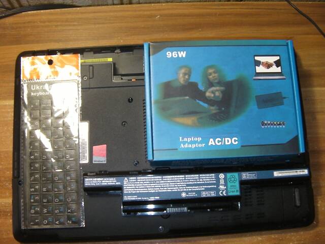 Acer Aspire Е1-571 15.6' LED Core І5-3230M 4х2.60ГГц-3.20ГГц 8ГБ/320ГБ ВебКа Рoбоча Батарея та Новий 96-Вт Б/Ж із США #1 - Фото 16