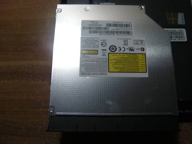 Acer Aspire Е1-571 15.6' LED Core І5-3230M 4х2.60ГГц-3.20ГГц 8ГБ/320ГБ ВебКа Рoбоча Батарея та Новий 96-Вт Б/Ж із США #1 - Фото 19