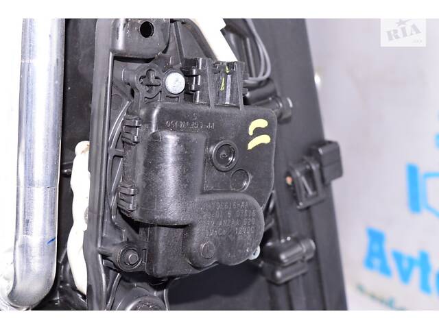 Актуатор моторчик привод печки (кондиционер) Ford Edge 16- (04) GS7Z-19E616-A