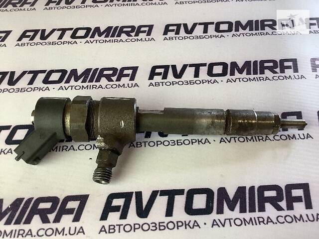 Форсунка топливна Alfa Romeo 156 2.4 D 1997-2007 0445110002