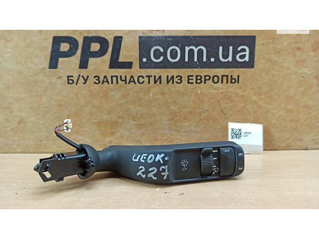 Alfa Romeo 159 2005-2011 подрулевой переключатель правый 01560721840