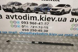 Амортизатор кришки багажника правий 04741S2H010 Honda HR-V 1 1998-2006