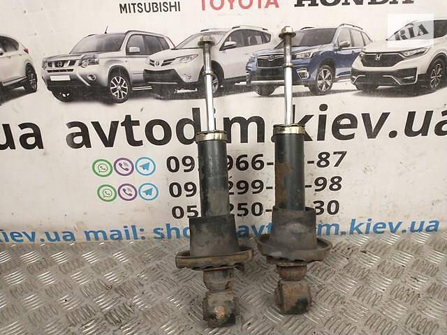 Амортизатор задний 4853005240 Toyota Avensis T25 03-09